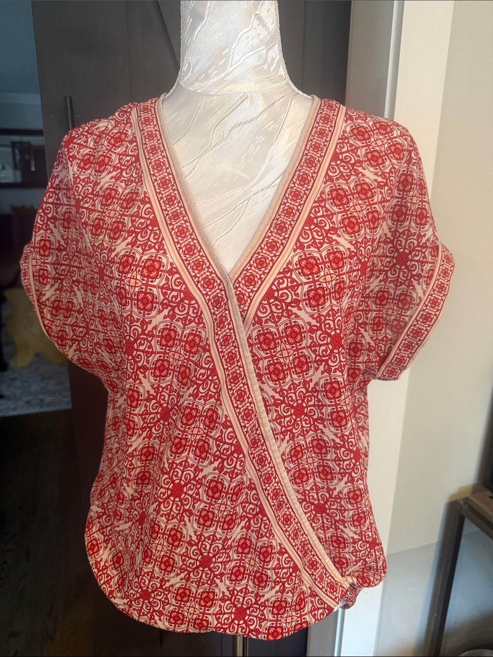 Max Studio Red and White Printed V-Neck Blouse